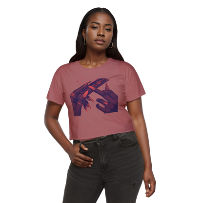 'Pearl' Crop Tee👚 – Graphic Festival Fit